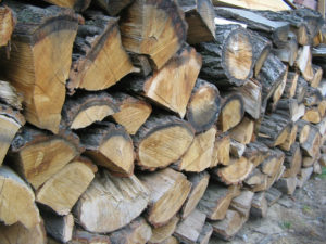 Right Firewood Image - Raleigh NC - Mr. Smokestack