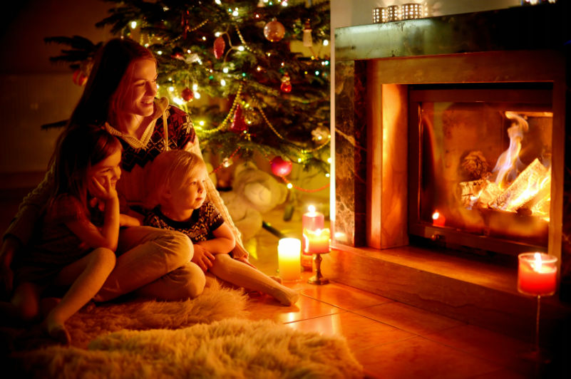 Family Activities to Enjoy by the Hearth this Holiday Season